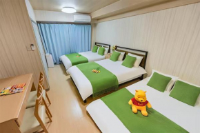Room 202 Nishi-Shinjuku Gochome 9 minutes walk 40 square meters Sleeps up to 6 people